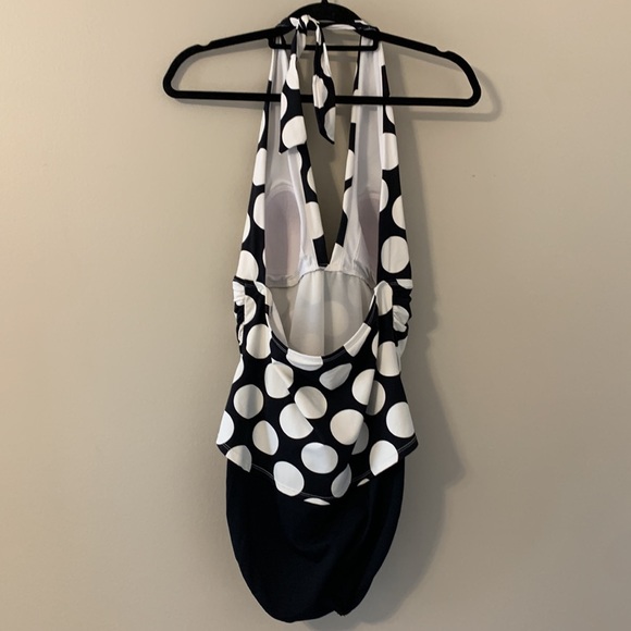 Lauren Ralph Lauren Swimsuit - Picture 2 of 9